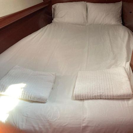Hotel Sea Bloom - Sleep & Sail In Tejo Lissabon Exterior foto
