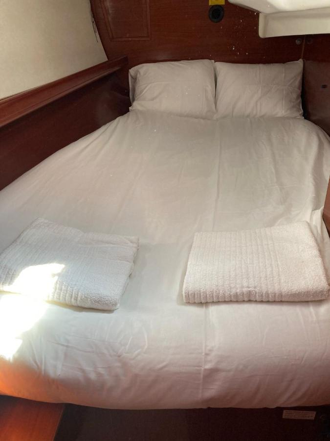 Hotel Sea Bloom - Sleep & Sail In Tejo Lissabon Exterior foto